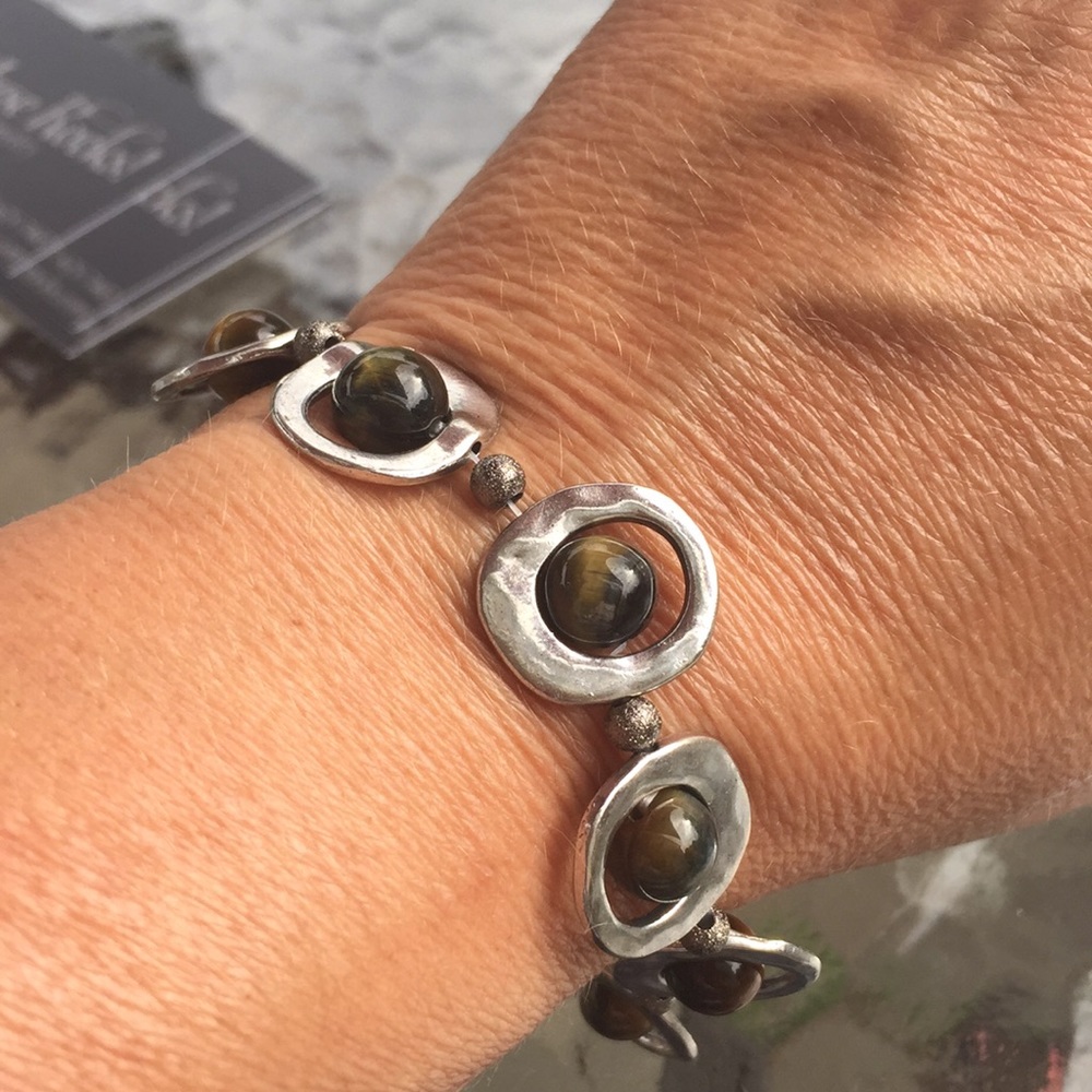 Blue Tigers Eye Beaded Bracelet 7.25-7.5”